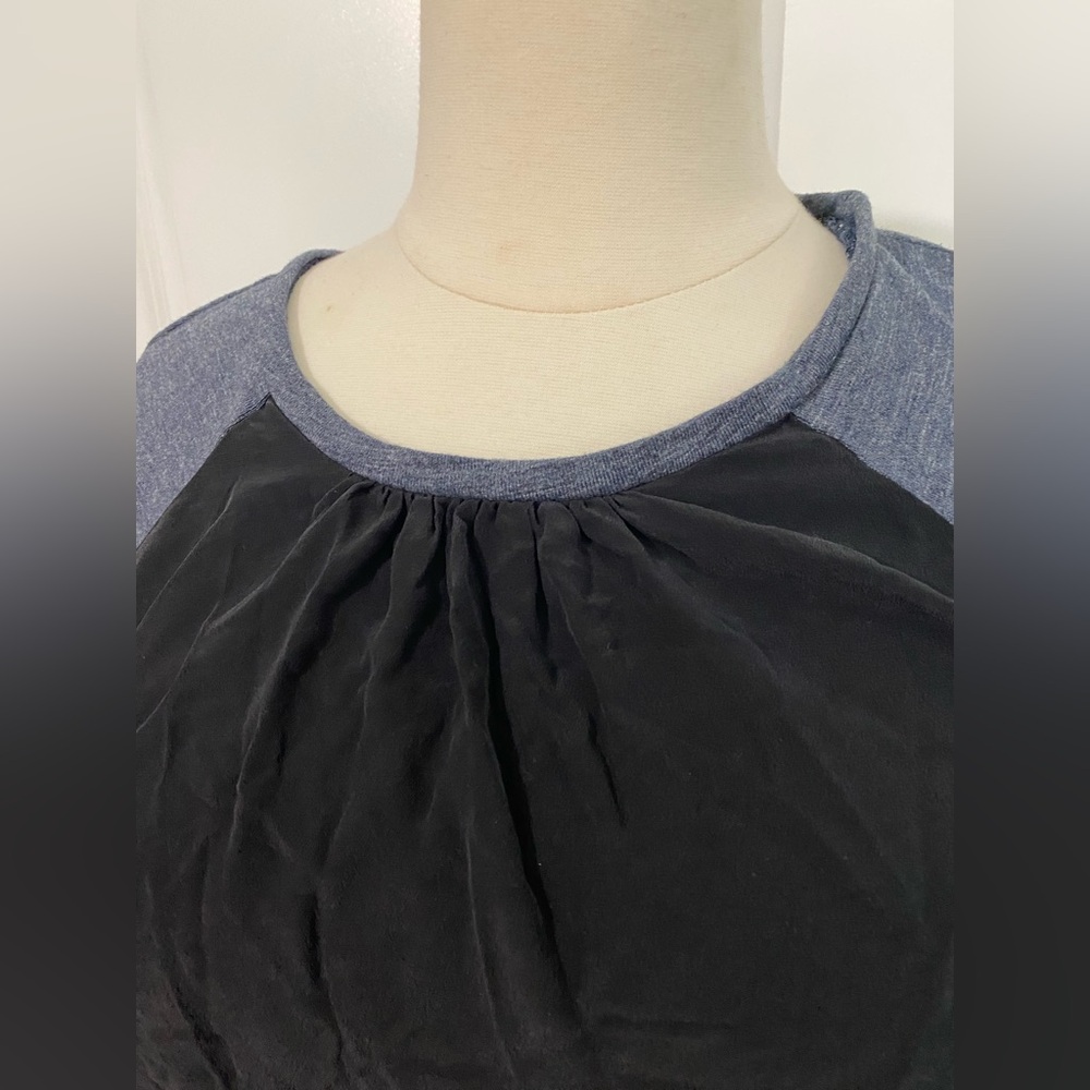 Armani Exchange Large Silk Front Sweatshirt - Picture 2 of 7